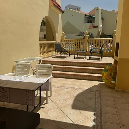 Apartment - 2 Bedroom Large Duplex With Double Terrace *
