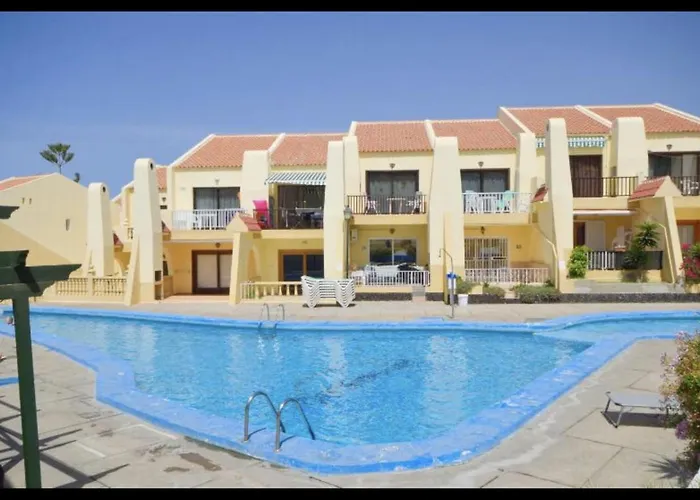 - 2 Bedroom Large Duplex With Double Terrace Апартаменти Адехе