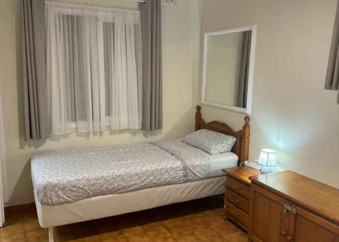 - 2 Bedroom Large Duplex With Double Terrace Адехе