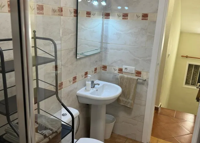 Апартаменти - 2 Bedroom Large Duplex With Double Terrace